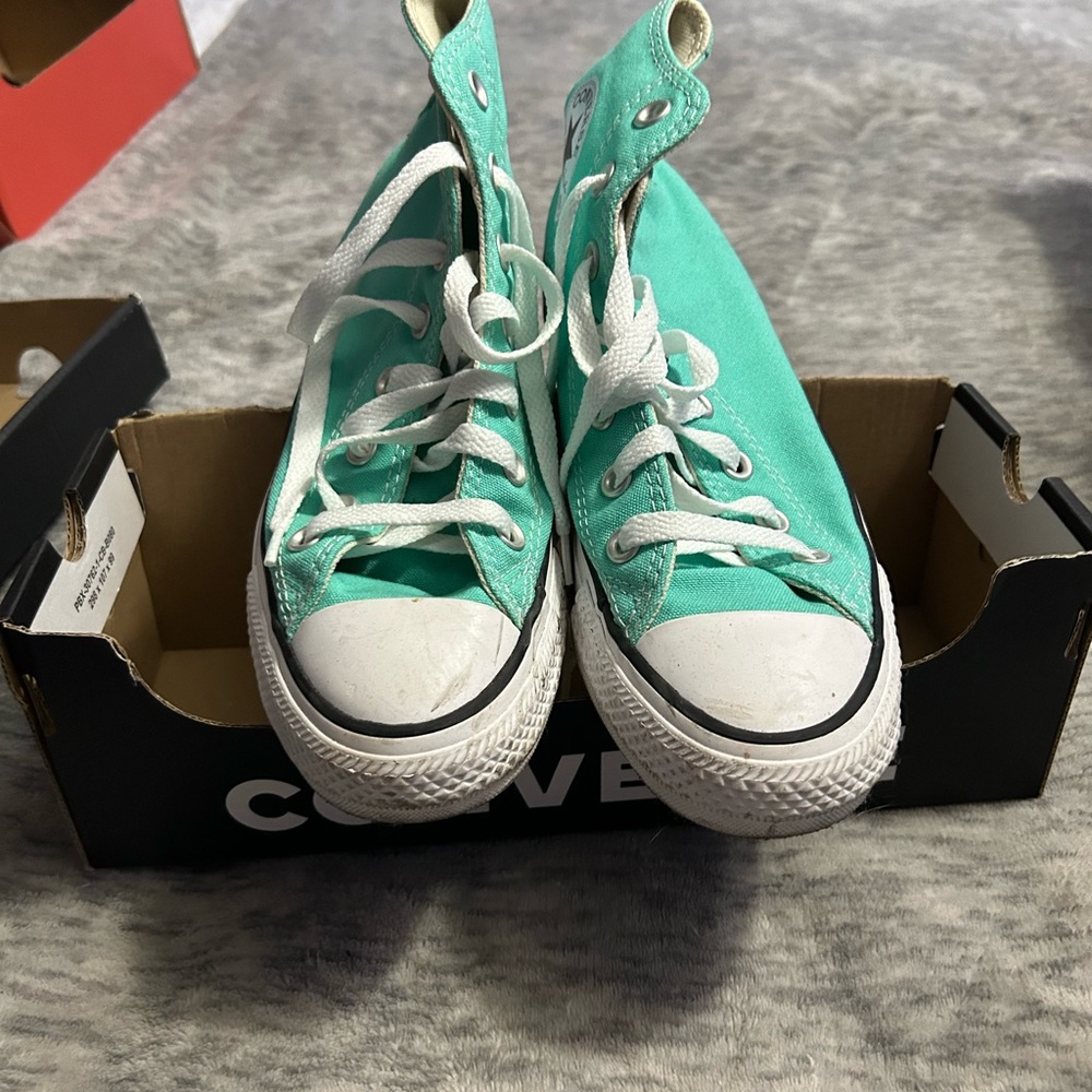 CONVERSE